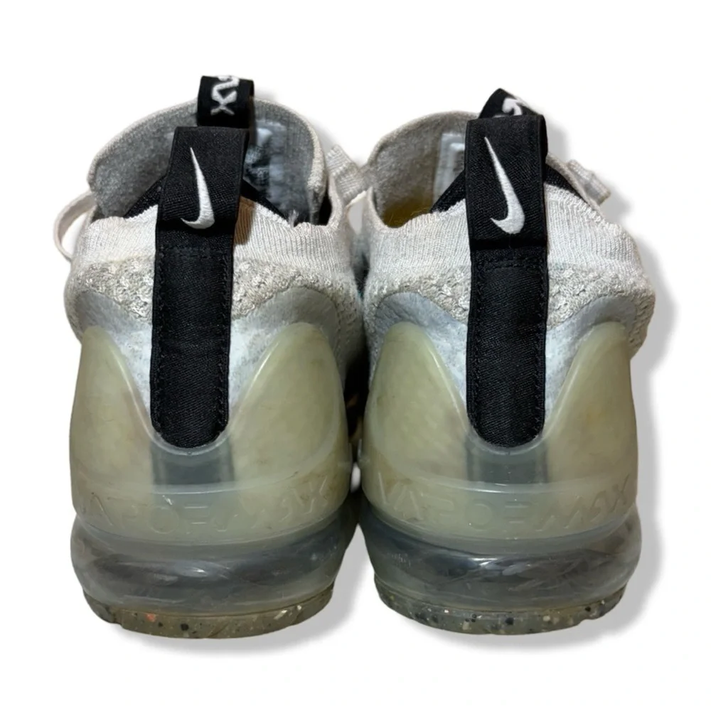Nike Flyknit Vapormax - Picture 4 of 6